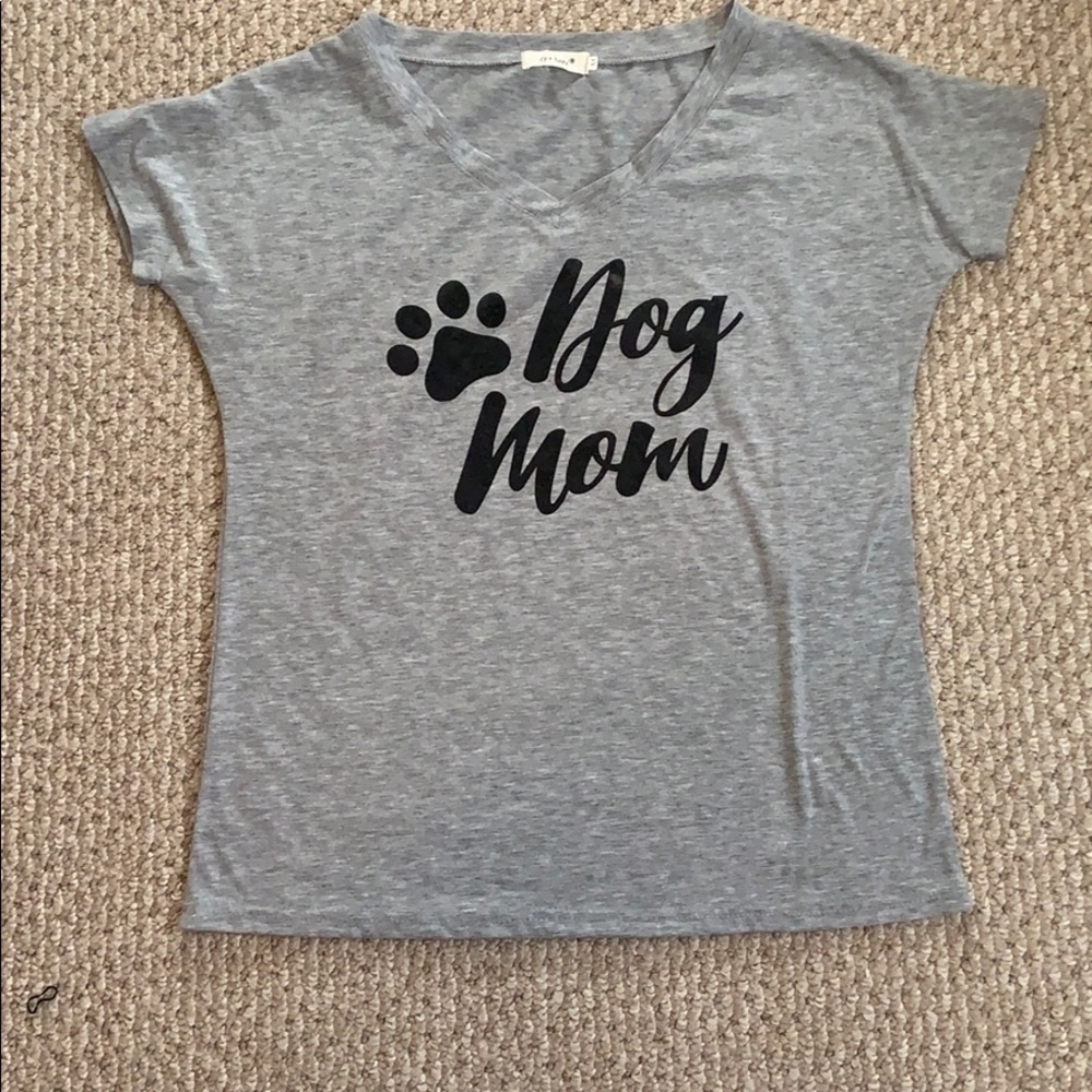 Dog Mom T-shirt